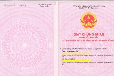 Đối tượng đứng tên trên giấy chứng nhận quyền sử dụng đất